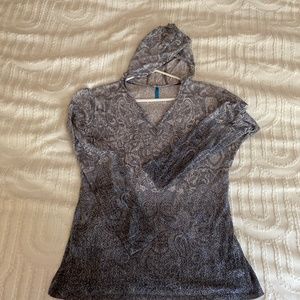 Kuhl Women’s large long sleeve hoodie